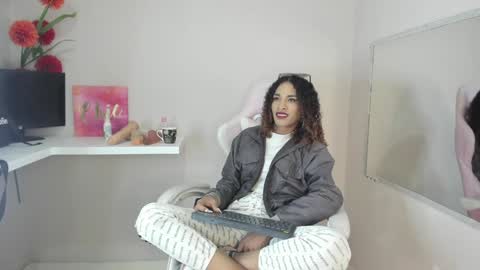 Snapshot of marfilastrom chatting on January 15, 2025, 7:15 am marfilastrom online show from January 15, 2025, 7:15 am