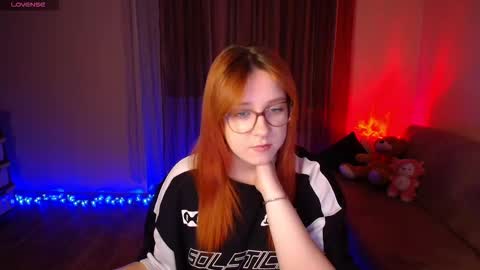 Snapshot of margaret_red chatting on January 6, 2026, 12:47 am Margaret online show from January 6, 2026, 12:47 am