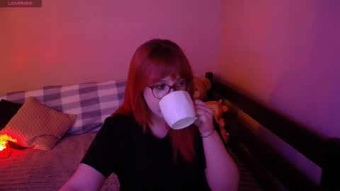 Snapshot of margaret_red chatting on January 10, 2026, 6:48 am Margaret online show from January 10, 2026, 6:48 am