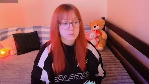 Snapshot of margaret_red chatting on January 17, 2026, 11:04 am Margaret online show from January 17, 2026, 11:04 am