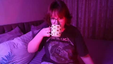 Snapshot of margaret_red chatting on February 13, 2026, 12:50 am Margaret online show from February 13, 2026, 12:50 am