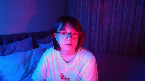 Snapshot of margaret_red chatting on February 15, 2026, 1:46 am Margaret online show from February 15, 2026, 1:46 am
