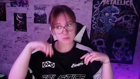 Snapshot of margaret_red chatting on May 22, 2026, 5:29 pm Margaret online show from May 22, 2026, 5:29 pm