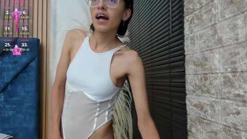 Snapshot of marge_lasander chatting on December 22, 2024, 5:01 am Aitana online show from December 22, 2024, 5:01 am