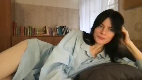 Margo online show from March 5, 2025, 1:50 pm
