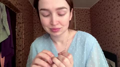 Chloe online show from May 14, 2026, 2:46 pm