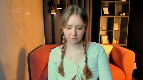 Snapshot of margoprettymoon chatting on March 3, 2026, 1:39 pm Margo online show from March 3, 2026, 1:39 pm