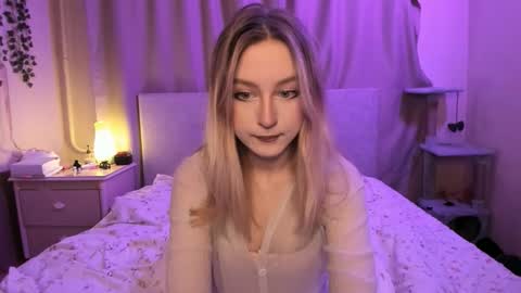 Snapshot of margorozentals chatting on September 15, 2025, 8:20 pm Margo online show from September 15, 2025, 8:20 pm