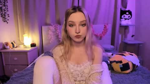 Snapshot of margorozentals chatting on November 21, 2025, 5:44 pm Margo online show from November 21, 2025, 5:44 pm