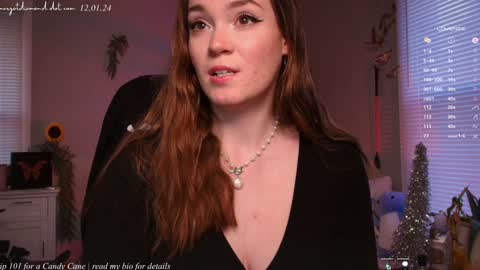Snapshot of margotdiamond chatting on December 1, 2024, 10:21 pm   online show from December 1, 2024, 10:21 pm