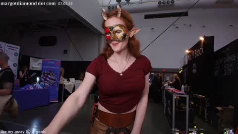 Snapshot of margotdiamond chatting on February 2, 2025, 11:42 pm   online show from February 2, 2025, 11:42 pm