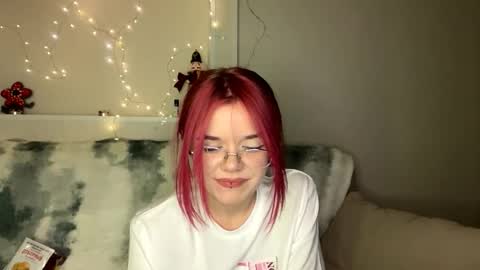 Snapshot of margueritecarrauza chatting on February 12, 2026, 10:38 pm Lina online show from February 12, 2026, 10:38 pm