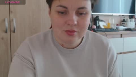 Mari online show from October 16, 2025, 7:20 am