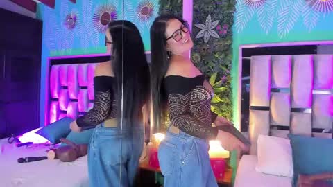 Mari online show from May 26, 2026, 10:39 pm