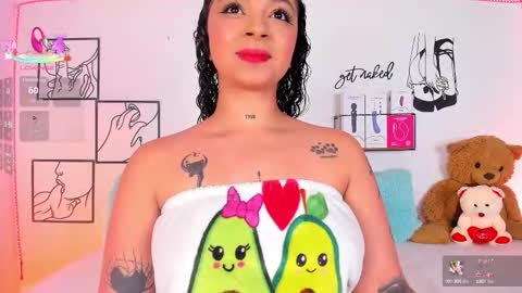 Mari Sweett  online show from September 14, 2025, 7:35 pm