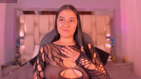  MARIA  online show from December 17, 2025, 6:47 pm