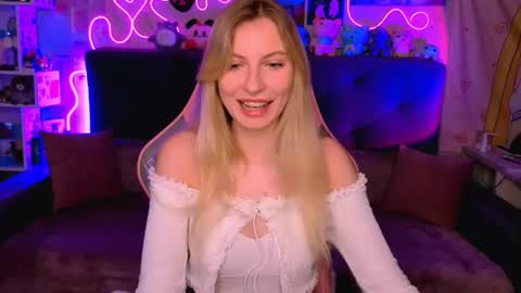 Maria online show from November 12, 2025, 2:45 am