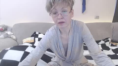 Mari online show from April 5, 2026, 5:59 am