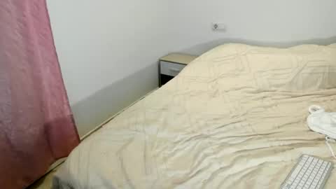 Snapshot of maria_mad chatting on October 10, 2025, 9:03 pm Itslablonde online show from October 10, 2025, 9:03 pm