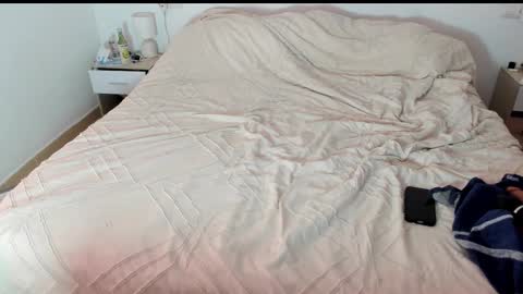 Itslablonde online show from February 14, 2026, 11:29 am