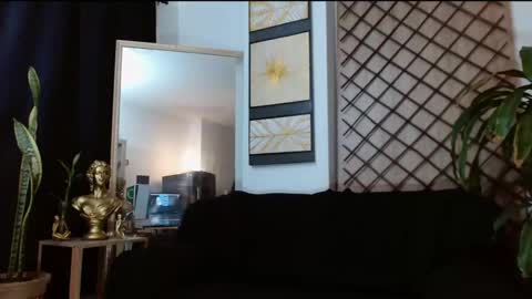 mariaa_antonia1 online show from September 30, 2025, 3:28 pm