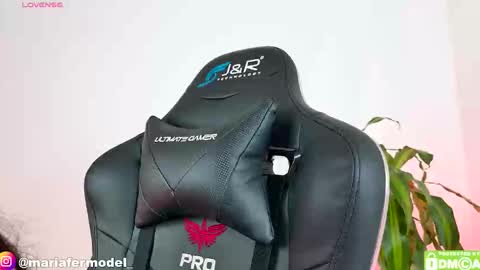 Maria Fer online show from November 4, 2025, 6:18 pm