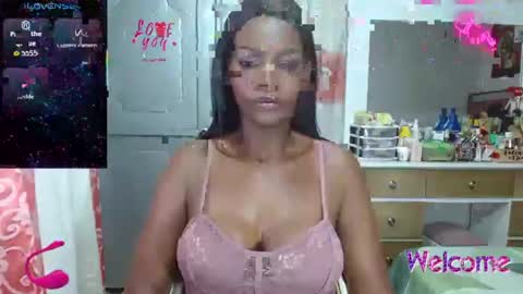 Snapshot of mariah_hellen chatting on July 29, 2026, 9:24 pm Alicia online show from July 29, 2026, 9:24 pm