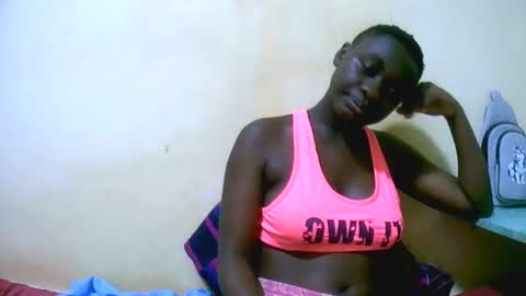 mariah_lovely online show from April 27, 2026, 8:29 pm