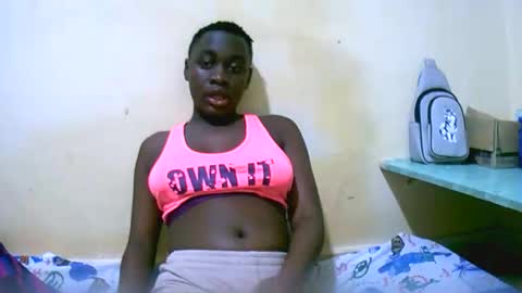 mariah_lovely online show from May 6, 2026, 8:14 pm