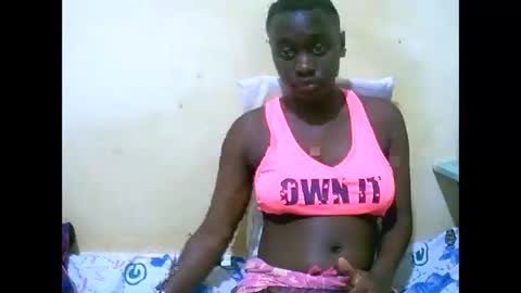 mariah_lovely online show from May 17, 2026, 7:32 pm