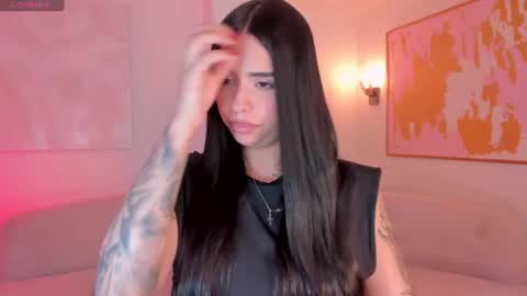 Snapshot of mariaherrera_ chatting on June 26, 2026, 11:31 pm MARIA HERRERA online show from June 26, 2026, 11:31 pm