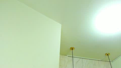 Snapshot of mariam__cute chatting on December 28, 2024, 1:29 am online show from December 28, 2024, 1:29 am