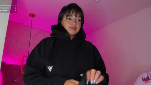 Snapshot of mariam__cute chatting on January 9, 2025, 9:58 pm online show from January 9, 2025, 9:58 pm