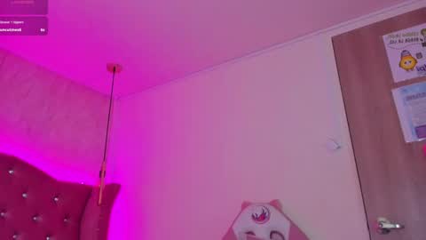 Snapshot of mariam__cute chatting on January 25, 2025, 3:20 pm online show from January 25, 2025, 3:20 pm
