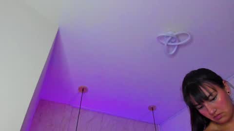 Snapshot of mariam__cute chatting on February 2, 2025, 10:17 pm online show from February 2, 2025, 10:17 pm
