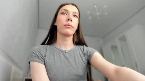 Snapshot of mariamceleste chatting on May 26, 2026, 3:24 am Mariam online show from May 26, 2026, 3:24 am