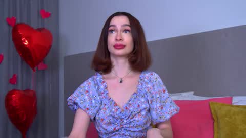 MariaMenson online show from February 20, 2025, 7:52 pm