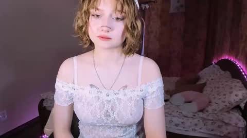 Snapshot of mariamilkis chatting on February 21, 2026, 1:45 pm Maria online show from February 21, 2026, 1:45 pm