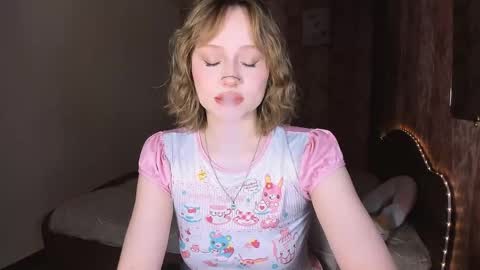 Snapshot of mariamilkis chatting on April 18, 2026, 8:53 pm Maria online show from April 18, 2026, 8:53 pm