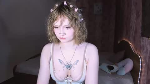 Snapshot of mariamilkis chatting on April 22, 2026, 1:41 am Maria online show from April 22, 2026, 1:41 am