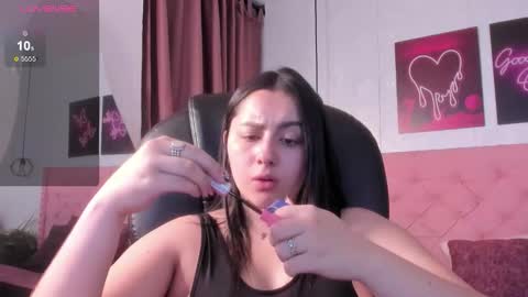 Marian online show from November 7, 2025, 2:39 pm