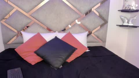 Marian online show from March 2, 2025, 2:41 am