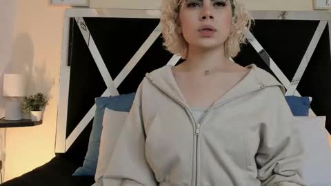 Marian online show from September 21, 2025, 2:46 am