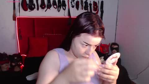 Marian online show from November 8, 2025, 2:34 am