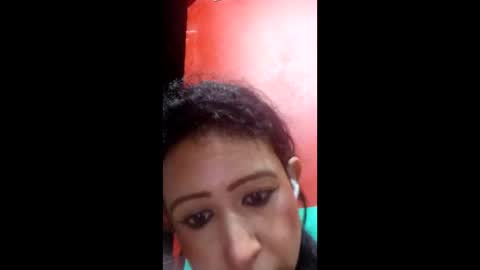 mariana32558 online show from March 12, 2026, 11:55 pm