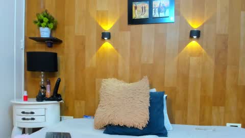 Snapshot of mariana_aangel chatting on February 21, 2025, 10:37 pm Mariana Angel online show from February 21, 2025, 10:37 pm