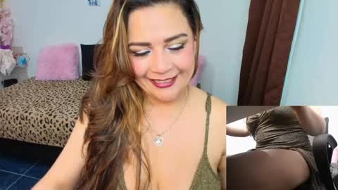 Snapshot of mariana_beltrann chatting on May 27, 2026, 4:42 am Mariana online show from May 27, 2026, 4:42 am