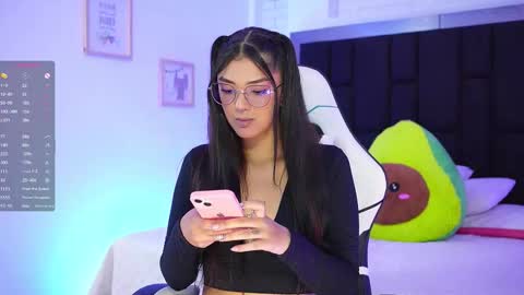 Snapshot of mariana_monroe04 chatting on November 6, 2025, 7:04 pm Mariana online show from November 6, 2025, 7:04 pm