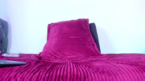 Mariana Preciado online show from February 7, 2025, 6:02 pm