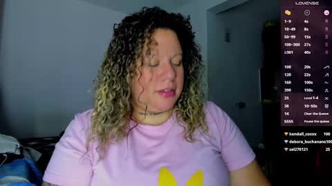 Snapshot of mariana_smittt chatting on January 11, 2025, 4:27 am Independent Model online show from January 11, 2025, 4:27 am